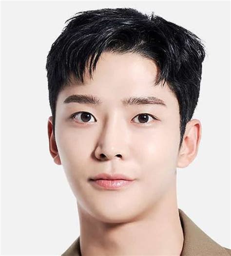 rowoon age 2023